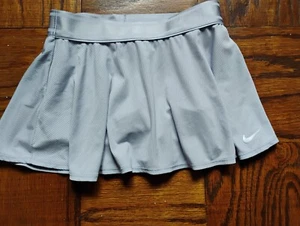 Nike Women Pale Gray Club Golf Skort Skirt Pleated Tennis pickleball L Dri fit - Picture 1 of 7