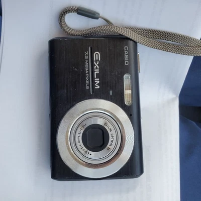 Casio Exilim EX-Z75 7.2 MP Without battery, Untested, For Parts Or Repair Black - Image 1 of 4