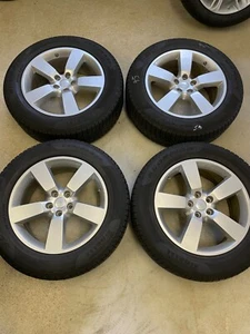 Original Land Rover New Defender Winterräder 255/60R20 Pirelli - Bild 1 von 9