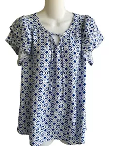 89th + Madison White Blue Short Flutter Sleeve Top Blouse Rayon Ladies Small New - Picture 1 of 3