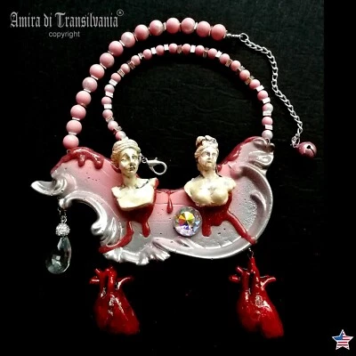 Necklace Woman Luxury Jewelry Vintage Dramatic Heart Pearl Crystal Pendant Charm - Image 1 of 4