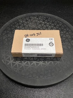 GE IC220PWR001C VersaMax Power Terminal 24VDC NEW - Image 1 of 4