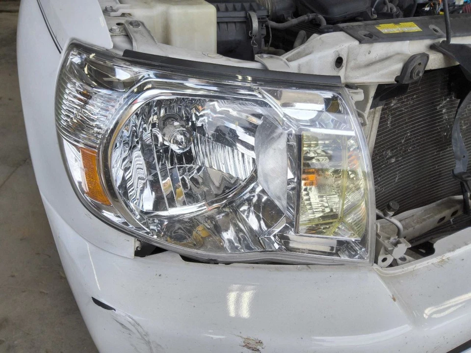 Passenger Right Headlight Without Sport Package Fits 05-11 TACOMA 646679 - Image 1 of 1