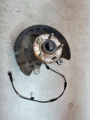 2015 2016 2017 2018 2019 2020 2021 FORD MUSTANG ЛЕВЫЙ ПЕРЕДНИЙ ШПИНДЕЛЬ КОСТЯШКИ СТУПИЦЫ  - Изображение 1 из 4