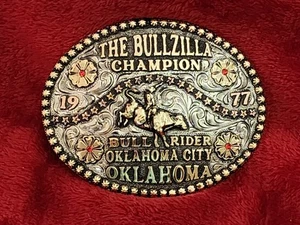 Rodeo☆1977☆Bull Riding X-TREME Champion Trophy Buckle☆Oklahoma City Ok☆Rare☆W48 - Picture 1 of 14