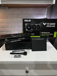 ASUS GTX 4070 SUPER 12GB TUF GAMING - Afbeelding 1 van 6
