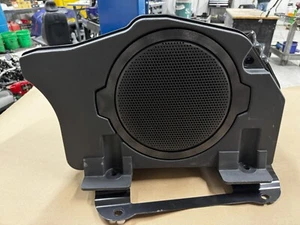 Altavoz subwoofer Ford Mustang GT GT500 2018-2023 - OEM - Imagen 1 de 13