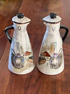 Royal Sealy Capri Ceramic Pottery Oil & Vinegar Set Wine Japan Vintage - Picture 1 of 7