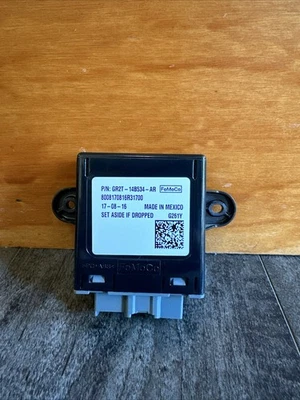 2017-2020 LINCOLN CONTINENTAL REAR RIGHT SIDE DOOR COMPUTER CONTROL MODULE OEM - Image 1 of 4