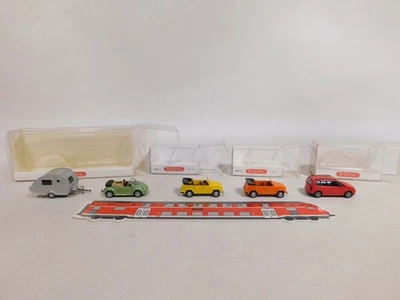 4X Wiking H0 1:87 VW 0040 181 063 Beetle Wohnwagen 305 Touran TOP+Box #DV817-0,5 - Immagine 1 di 3