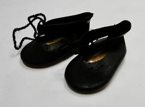 Older antique look black leather doll shoes     #3 - Imagen 1 de 3