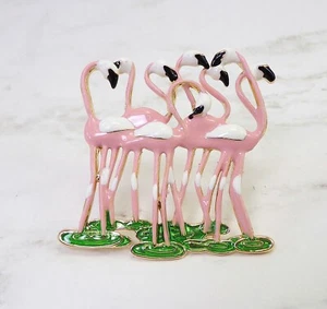 Pink flamingo pin brooch with multiple flamingos in pink and white enamel New - Picture 1 of 6