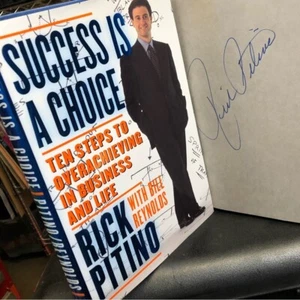 Vtg 1997 Rick Patino Signed Book Success Is A Choice - Hardcover - Hall of Famer - Picture 1 of 15