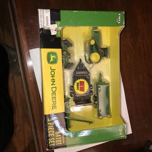 John Deere 8410T 5 Piece Set tractor and accessories 1/64 ertl 2004 NIB - Picture 1 of 9
