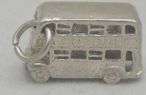 3D STERLING SILVER ROUTMASTER LONDON BUS CHARM - Picture 1 of 3
