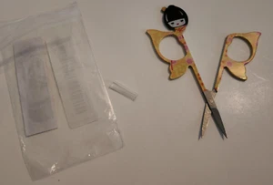 Decorative Scissors Stainless Painted Feminine Eyebrow Pedi Mani Yellow Floral - Picture 1 of 6