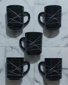 5 x Rare Arcoroc France Vintage 1980's Black & White Tempered Glass Coffee Mugs - Picture 1 of 6