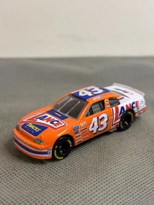 LOOSE Dennis Setzer 1997 Lance Snacks 1/64 Racing Champions Diecast - Picture 1 of 5
