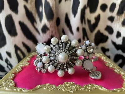 Betsey Johnson Something New Brushed Silver White Flower Hinged Bangle Bracelet - Image 1 of 4