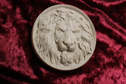 Decorative lion head, wooden Carved lion rosette. Oak wooden element. 6" Cover