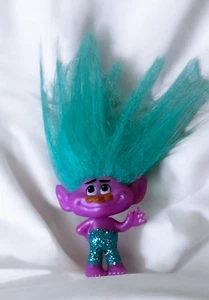 Dreamworks Troll Púrpura Azul Pelo Brillo Pantalones Mini Figura Hasbro - Imagen 1 de 7