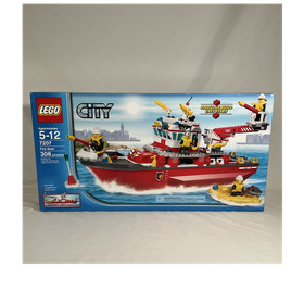 LEGO CITY: Fire Boat (7207) 306 Pieces, Box has been opened. 