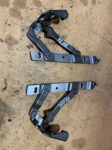 Porsche Boxster 986 Boot Hinges In SEAL GREY FN53 - Picture 1 of 3