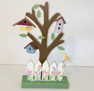 Welcome Spring Wood Tabletop Decoration Picket Fence Birdhouses Birds - Picture 1 of 10