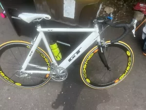 GT edge 54cm bike With a all Durace Components And Magic Cosmic Wheels - Picture 1 of 6