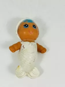 Muñeca bebé Kenner Sea Wee vintage juguete 1979 blanco sirena bebé - Imagen 1 de 3