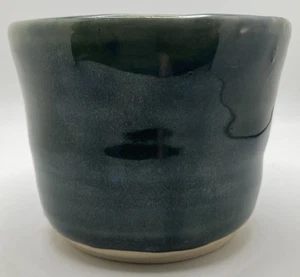 Taza de cerámica de arte de estudio recipiente de plantas suculentas esmaltado azul firmado - Imagen 1 de 6