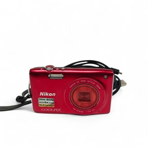 Nikon COOLPIX S3200 16.0MP Digital Camera Red 6x Zoom, Battery, USB - Picture 1 of 10