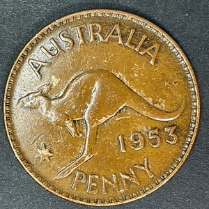 1953 Australia Large 1 One Penny Bronze Coin Queen Elizabeth II Foreign coin VTG - Picture 1 of 2