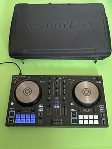 Traktor Kontrol S2 MK3 y estuche rígido trasero. - ¡Estado impecable!! - Imagen 1 de 9