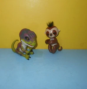 Fingerlings Untamed Raptor Stealth grün braun mit Kingsley dem Faultier Wowwee - Bild 1 von 2