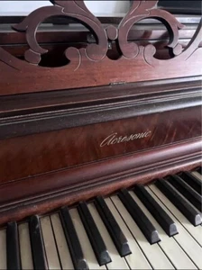 Acrosonic Piano  - Picture 1 of 2