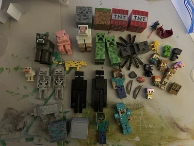 Minecraft And Other Sorted Alternative Brand And Used Toy Lot. Read Description - Image 1 of 2