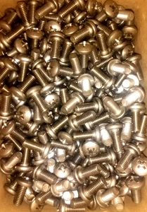 10-32 UNF x 7/16-Pfanne Philips Schraube ANSI A2 Edelstahl B18.6.3 - 10er-Pack  - Bild 1 von 3