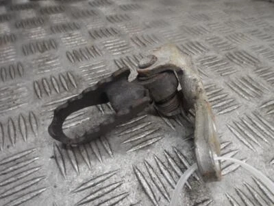 Reposapiés lateral izquierdo honda nx125 nx 125 circa 1988  Foto 1 de 4