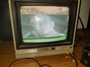 Vintage Commodore 64 Video Gaming Monitor Model 1702 - TESTED - CRT Retro Gaming