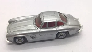 Monogram exacts 1:87 Mercedes 300 SL Coupé W198 plata ala de gaviota puertas batientes (43) - Imagen 1 de 3