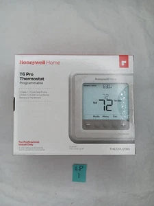 Honeywell *CONTRACTOR BRANDED - see pics* T6 PRO TH6220U2000 Thermostat - Picture 1 of 6