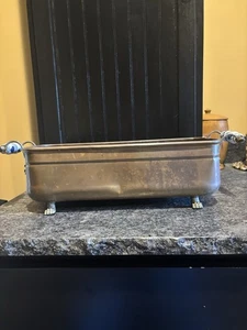 Blumenübertopf mit Kupferfuß und Porzellangriffen Abmessungen 19” x 5” x 6” - Bild 1 von 16