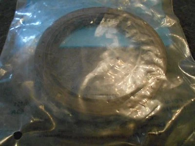 NOS 1987 - 1991 FORD F150 F250 BRONCO ZF 5SP OUTPUT SHAFT OIL SEAL E7TZ-7052-D - Image 1 of 2