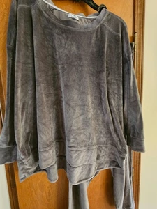 Rae Dunn woman's size 1X 2 piece pj set extra soft long sleeves/ pants velour - Picture 1 of 10
