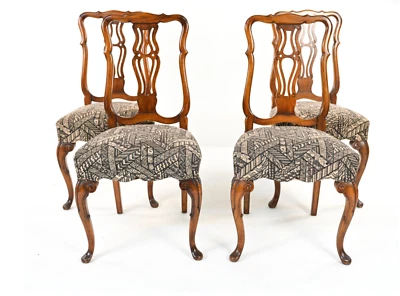 Sillas de comedor Queen Anne del siglo XX: cuatro  Foto 1 de 4