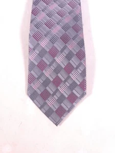 VAN HEUSEN NECKTIE 56" X 3.75" SILK MULTICOLOR GEOMETRIC - Picture 1 of 2