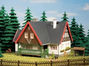 Auhagen 12225 Forsthaus, H0/TT - Imagen 1 de 3