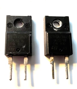 STTH10LCD06FP Fast Recovery Diode 600V 10A TO-220FP Genuine STMicroelec x2 pcs - Foto 1 di 1