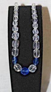 Vintage facettierte blaue und klare Glasperlen Halskette - Bild 1 von 3